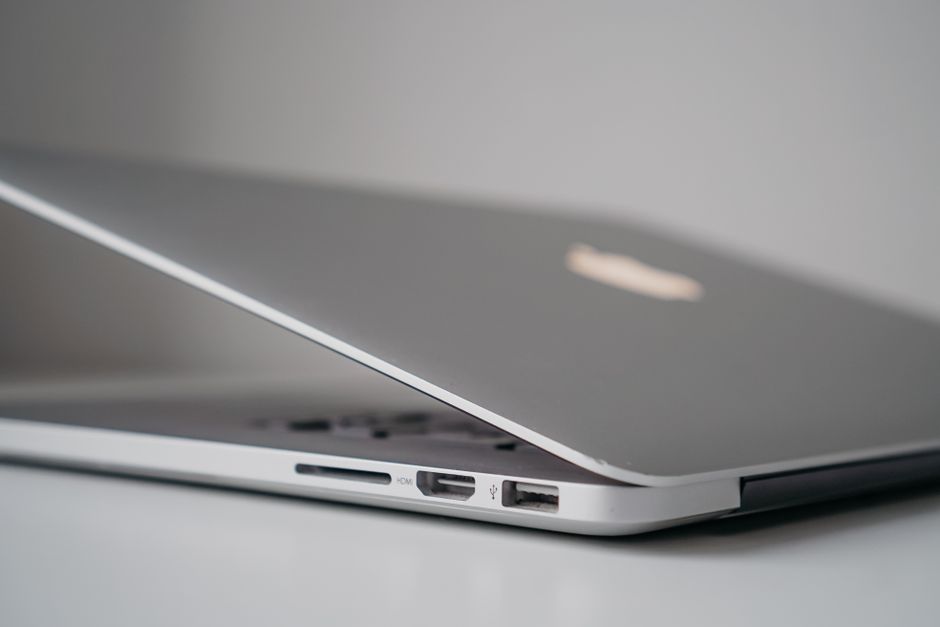 Замена аккумулятора MacBook