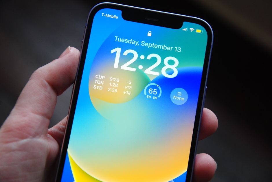 iPhone 13 mini