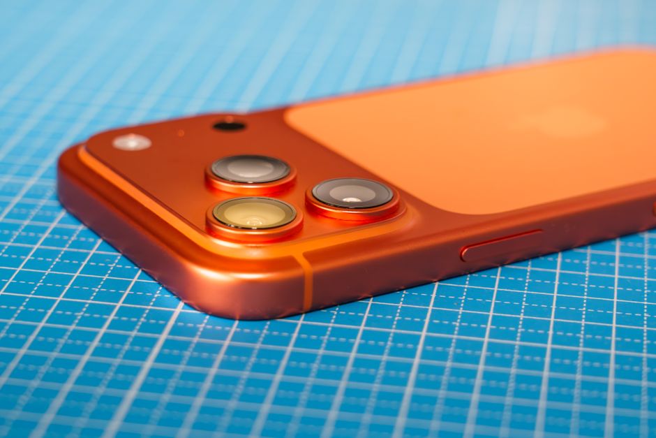 iPhone 15 Plus