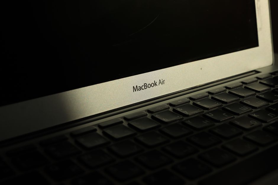 MacBook Air 13" Retina (2020, Intel)